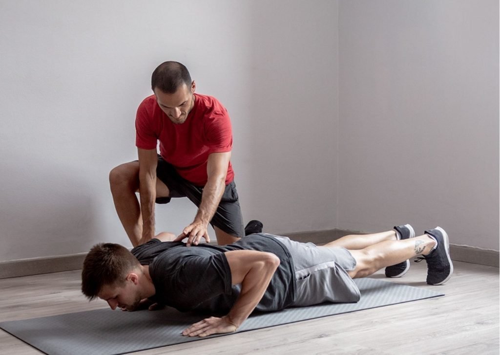 Cómo hacer bien las flexiones fit and friends
